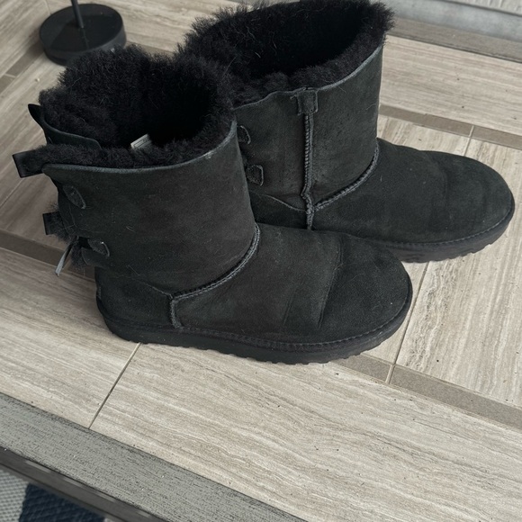 UGG Black Bailey Bow 2 Sheepskin-Lined Boots - Picture 9 of 14